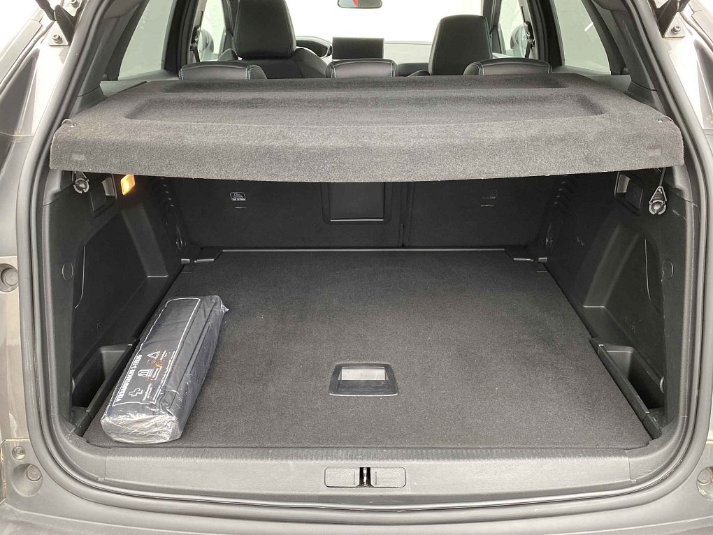 Peugeot 3008 1.2 PT Allure