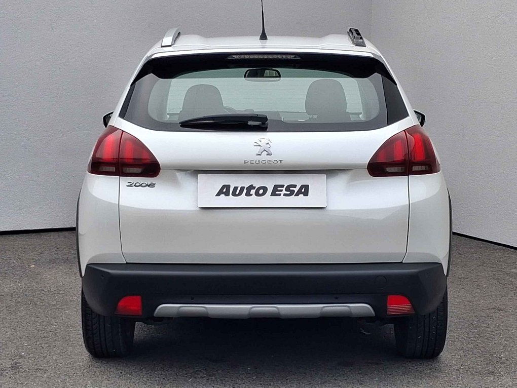 Peugeot 2008 1.2 PT Allure