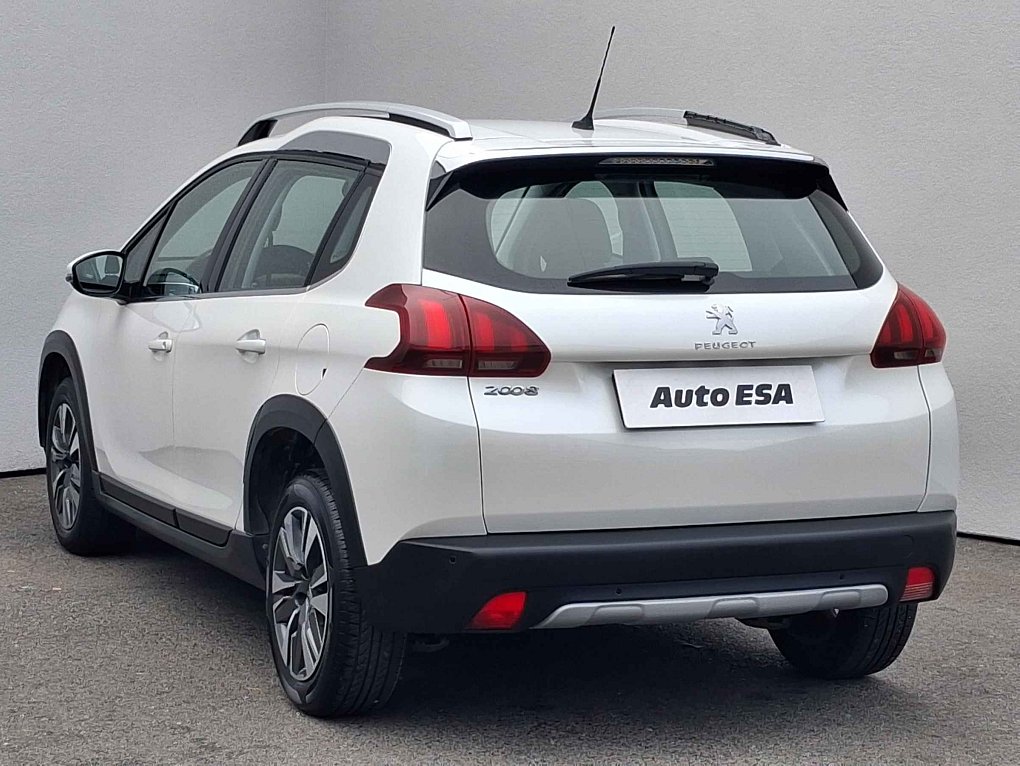Peugeot 2008 1.2 PT Allure