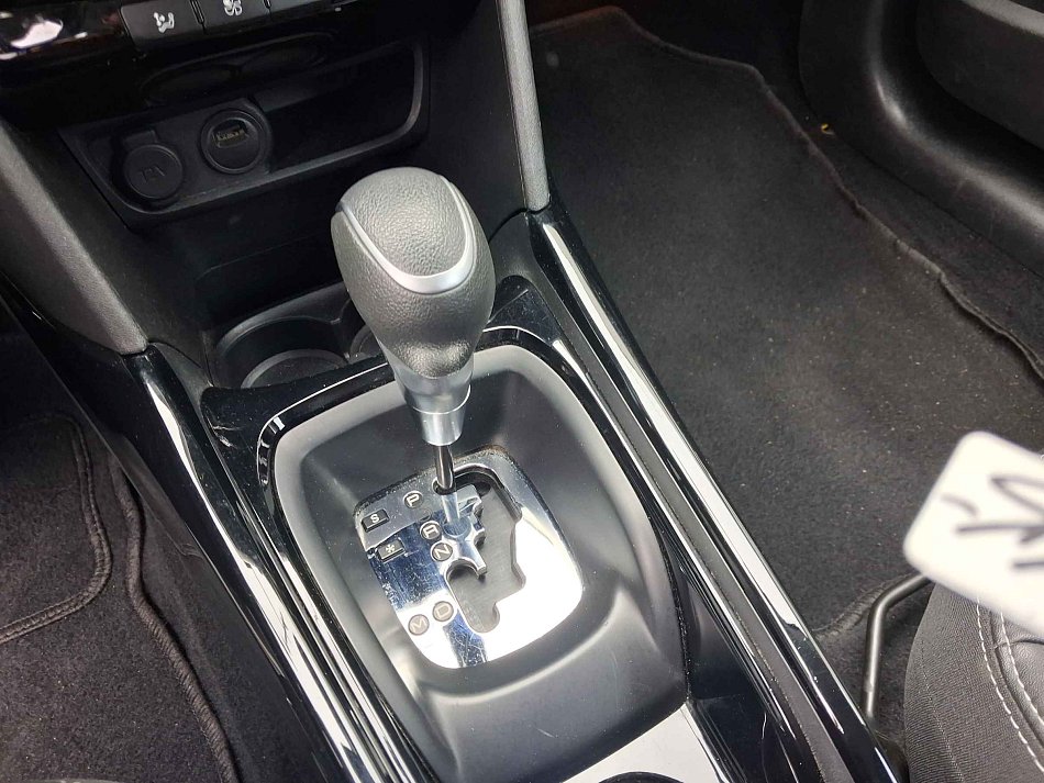 Peugeot 2008 1.2 PT Allure