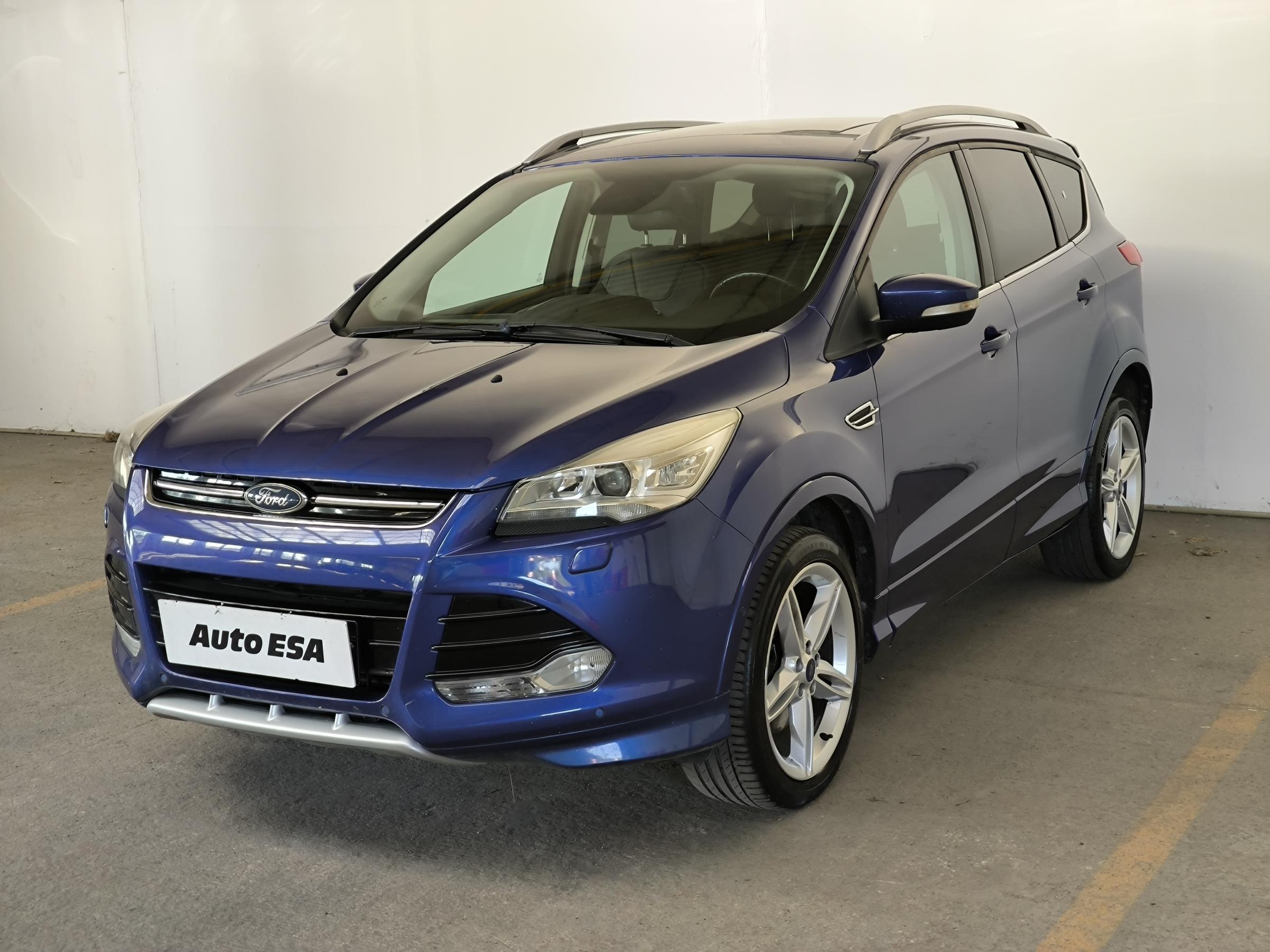 Ford Kuga, 2015 - pohled č. 3