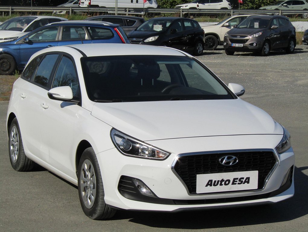 Hyundai I30 1.6 CRDi Trikolor