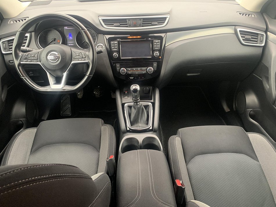 Nissan Qashqai 1.2 DiG-T N-Connecta