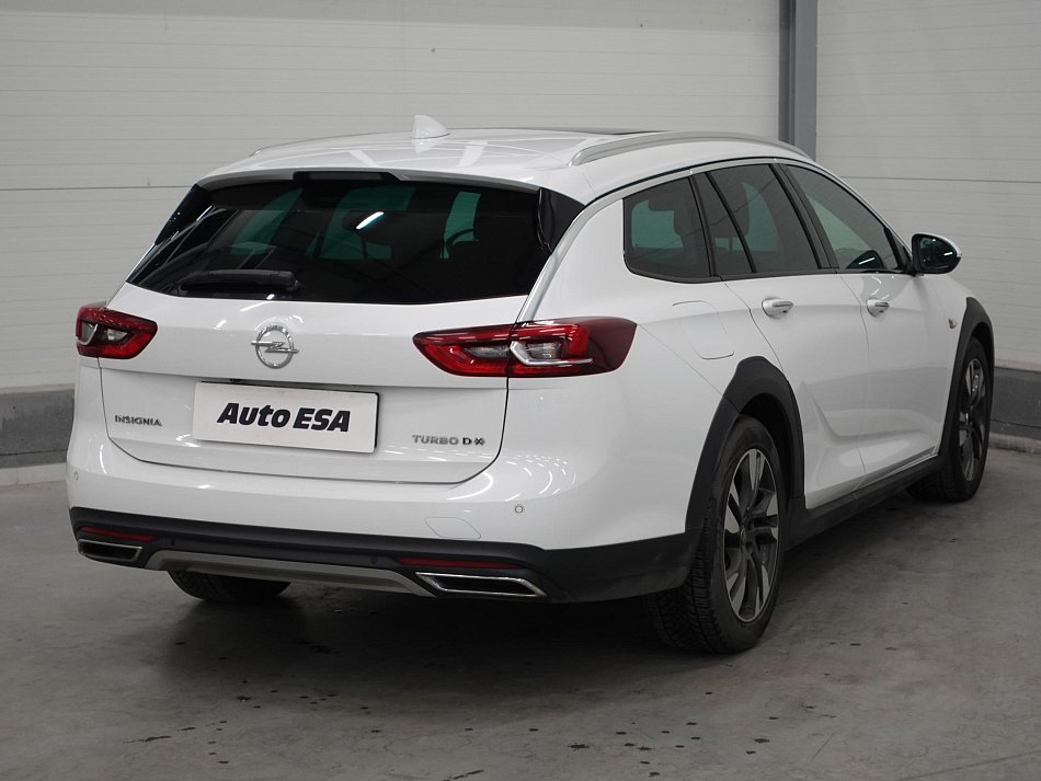 Opel Insignia 2.0TDCi  4x4
