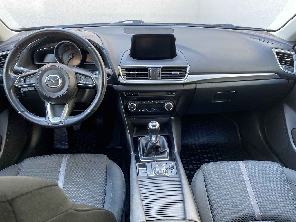 Mazda 3 2.0i 