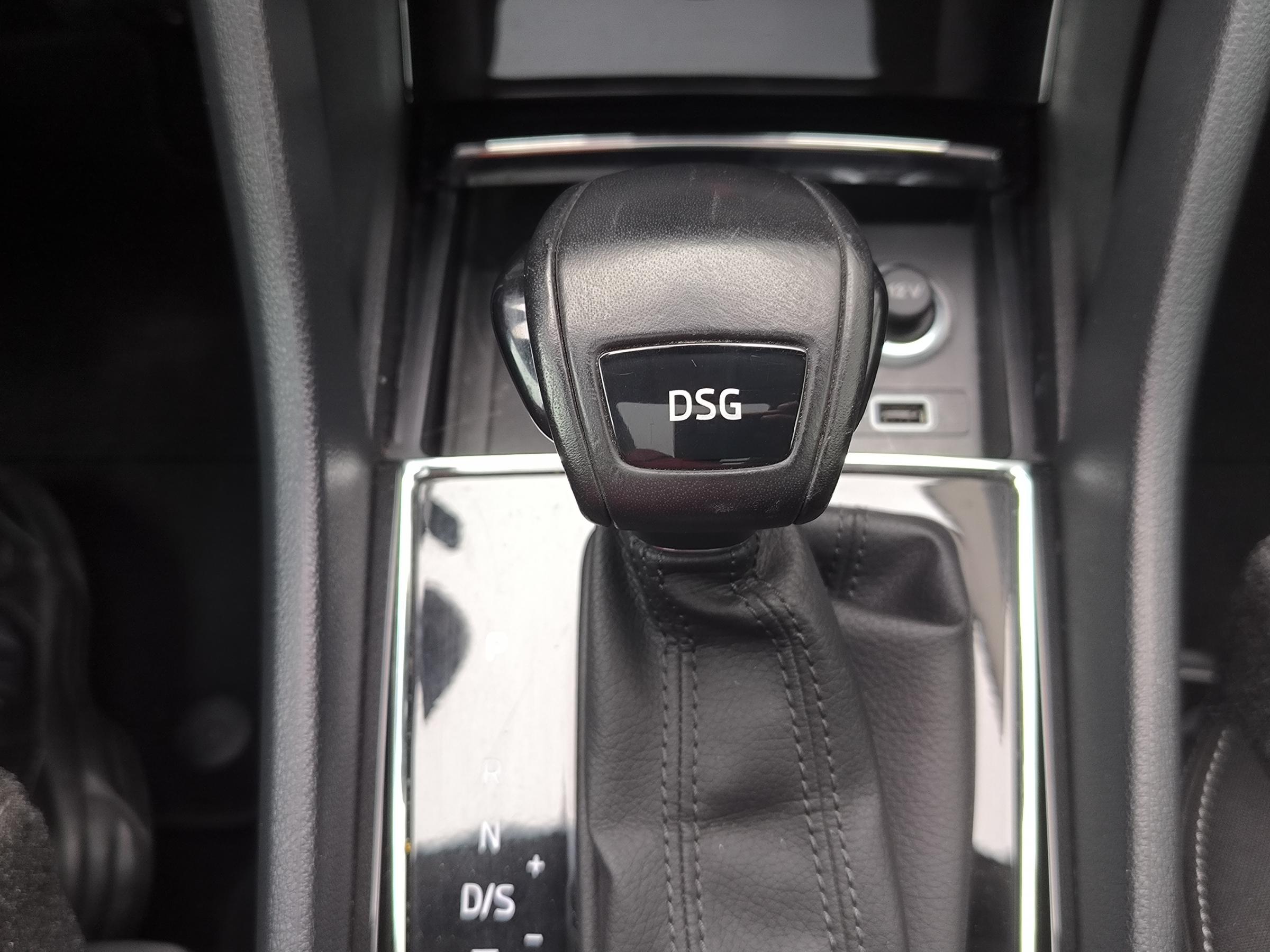 Škoda Karoq, 2018 - pohled č. 17