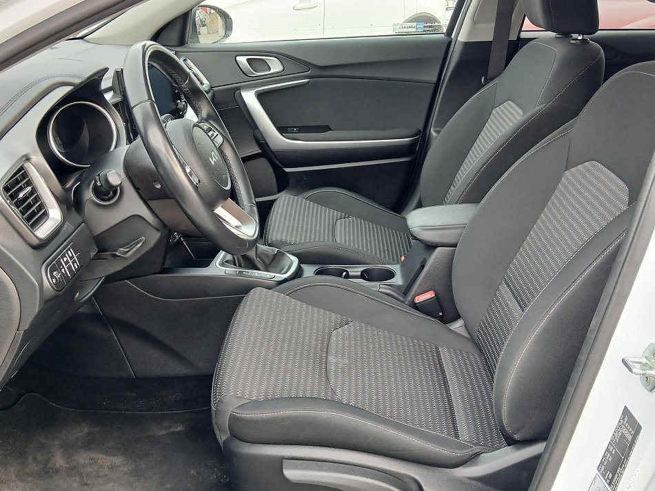 Kia Ceed 1.5 T-GDi Exclusive