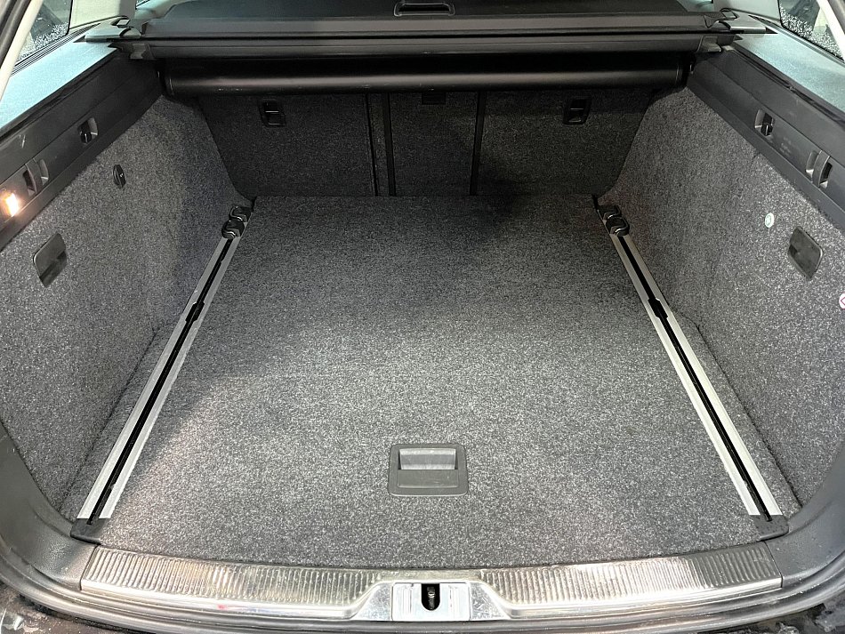 Škoda Superb II 2.0 TDi 