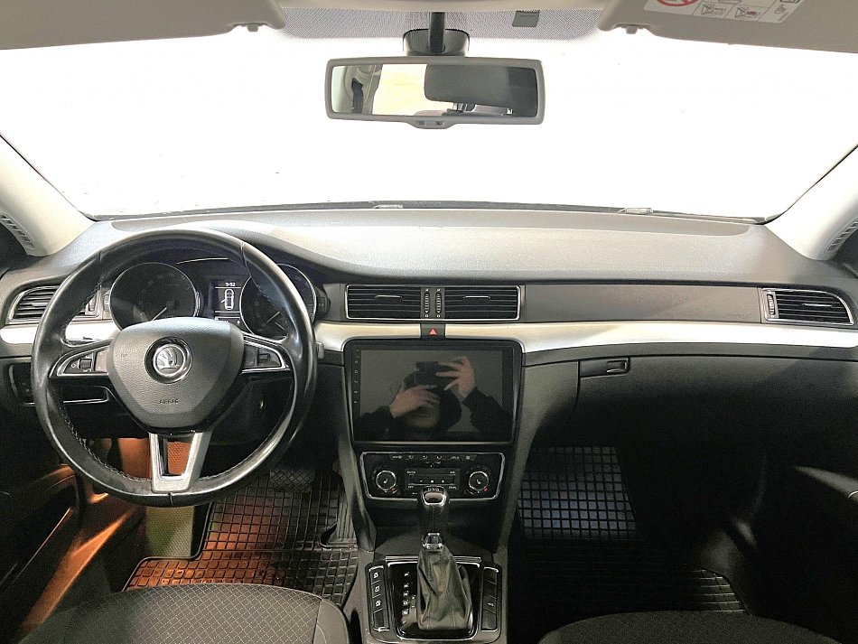 Škoda Superb II 2.0 TDi 