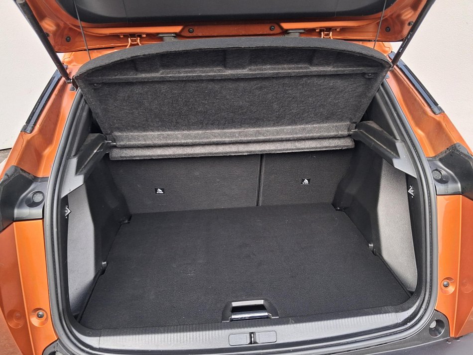 Peugeot 2008 1.2PT Allure