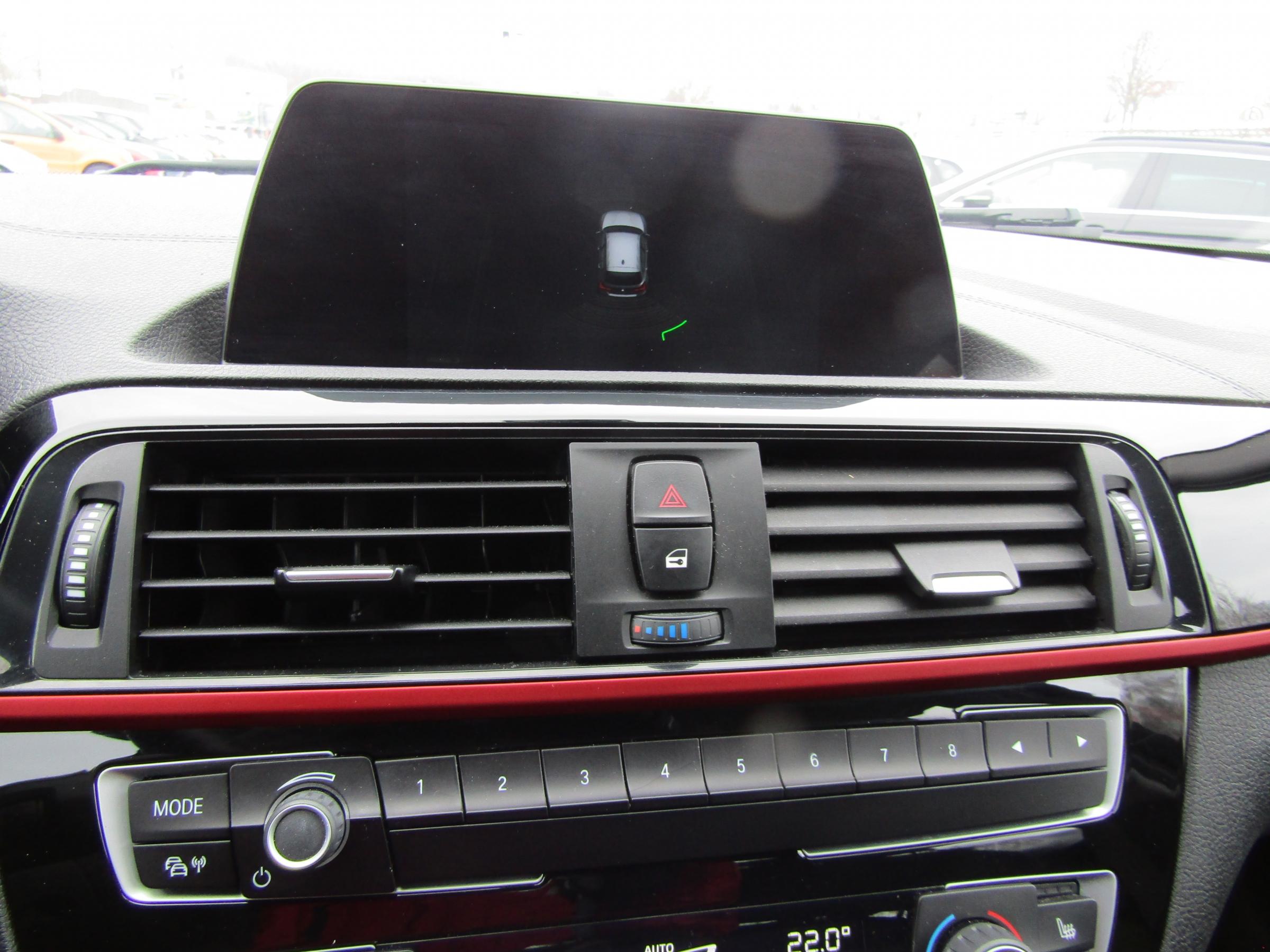 BMW Řada 1, 2019 - pohled č. 13