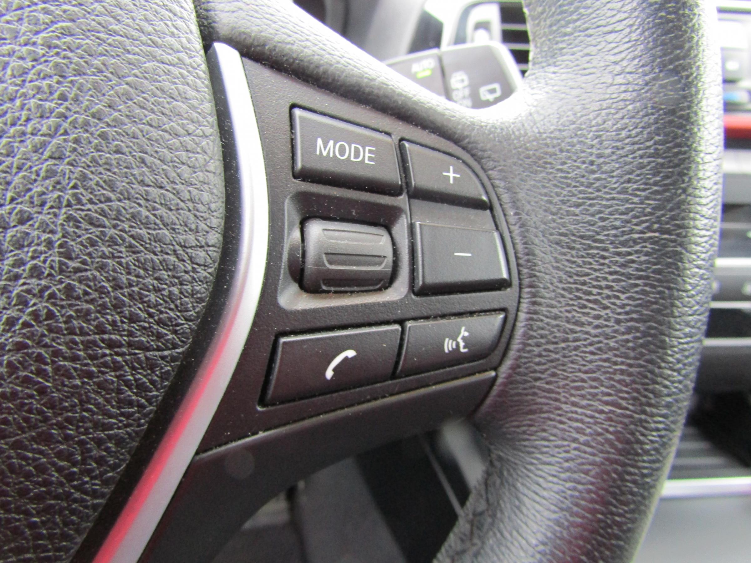 BMW Řada 1, 2019 - pohled č. 18