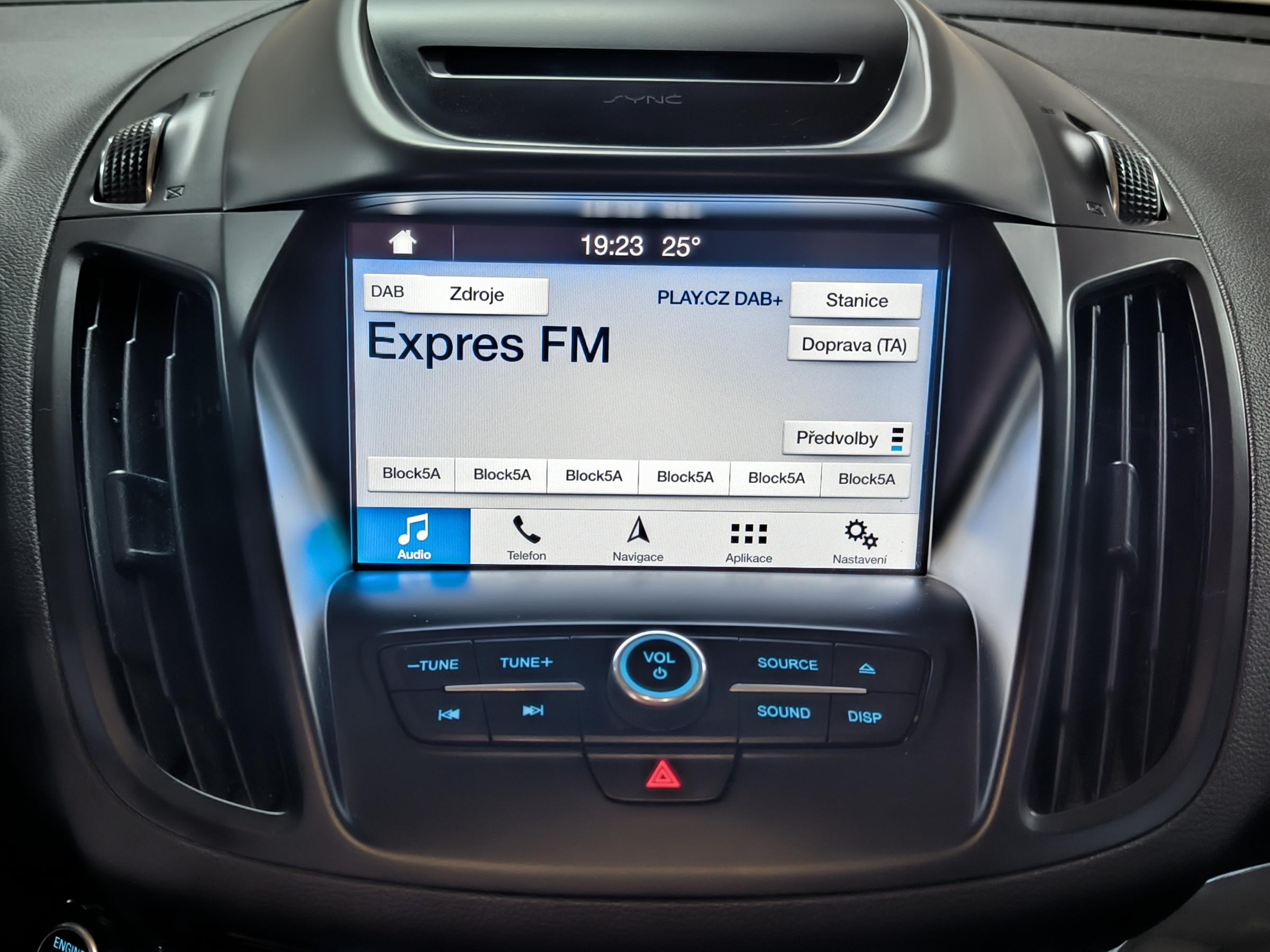 Ford Kuga, 2018 - pohled č. 14