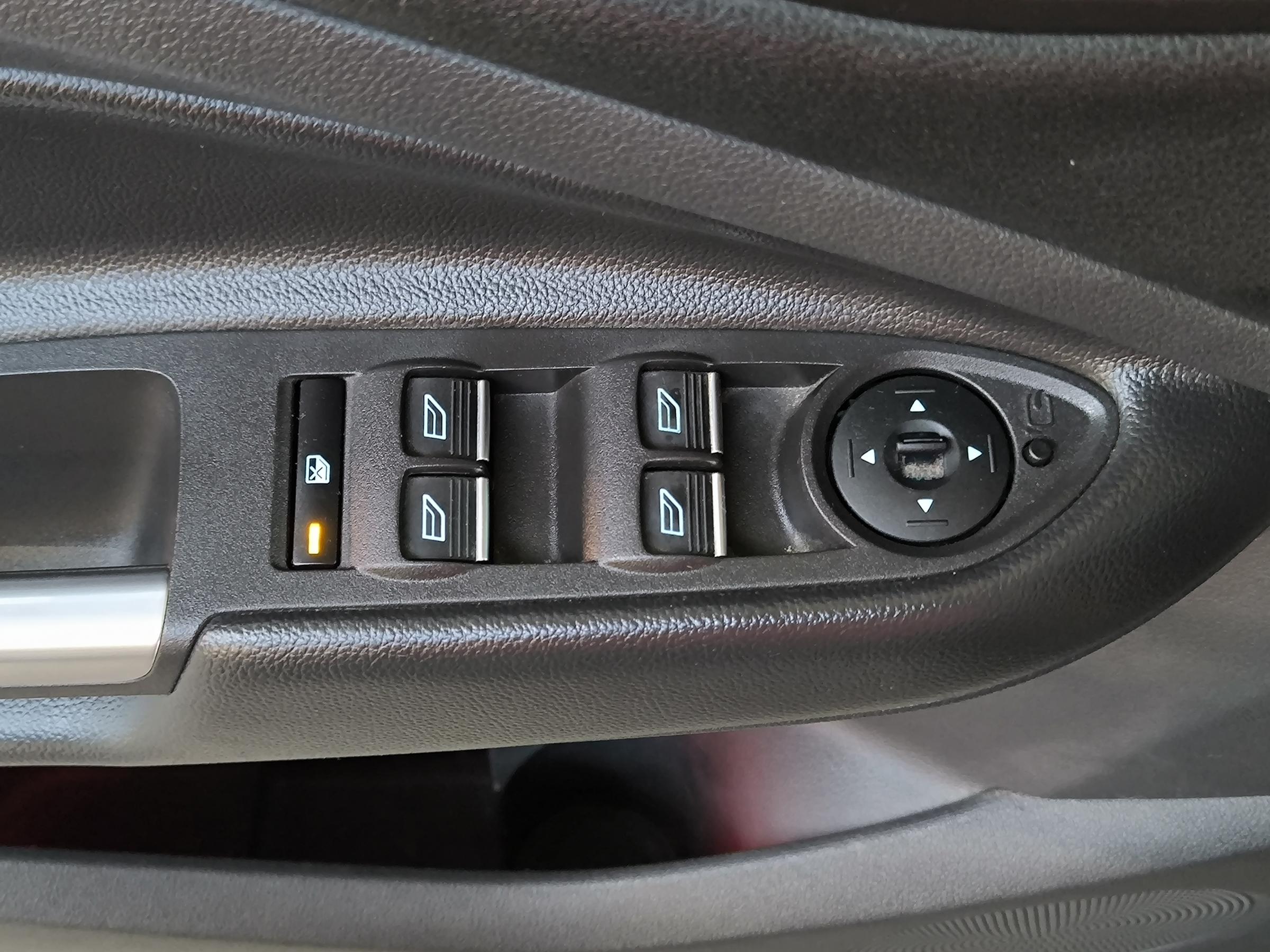 Ford Kuga, 2018 - pohled č. 17