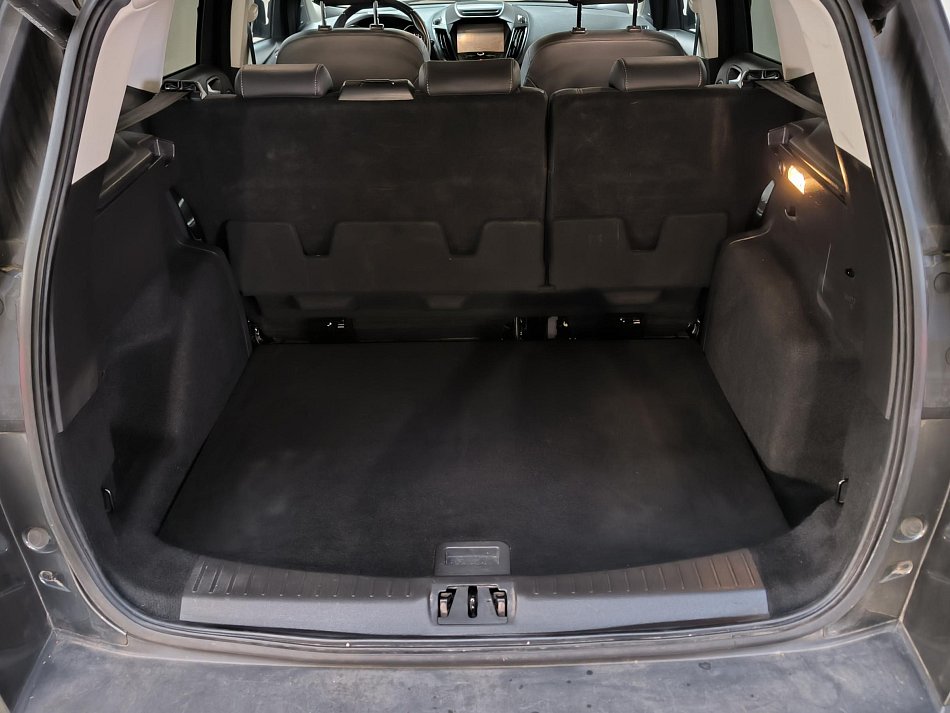 Ford Kuga 2.0 TDCi Titanium