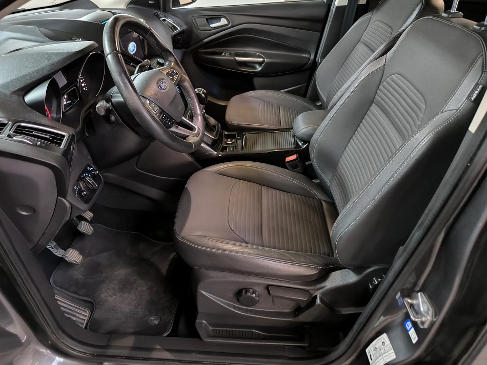 Ford Kuga 2.0 TDCi Titanium