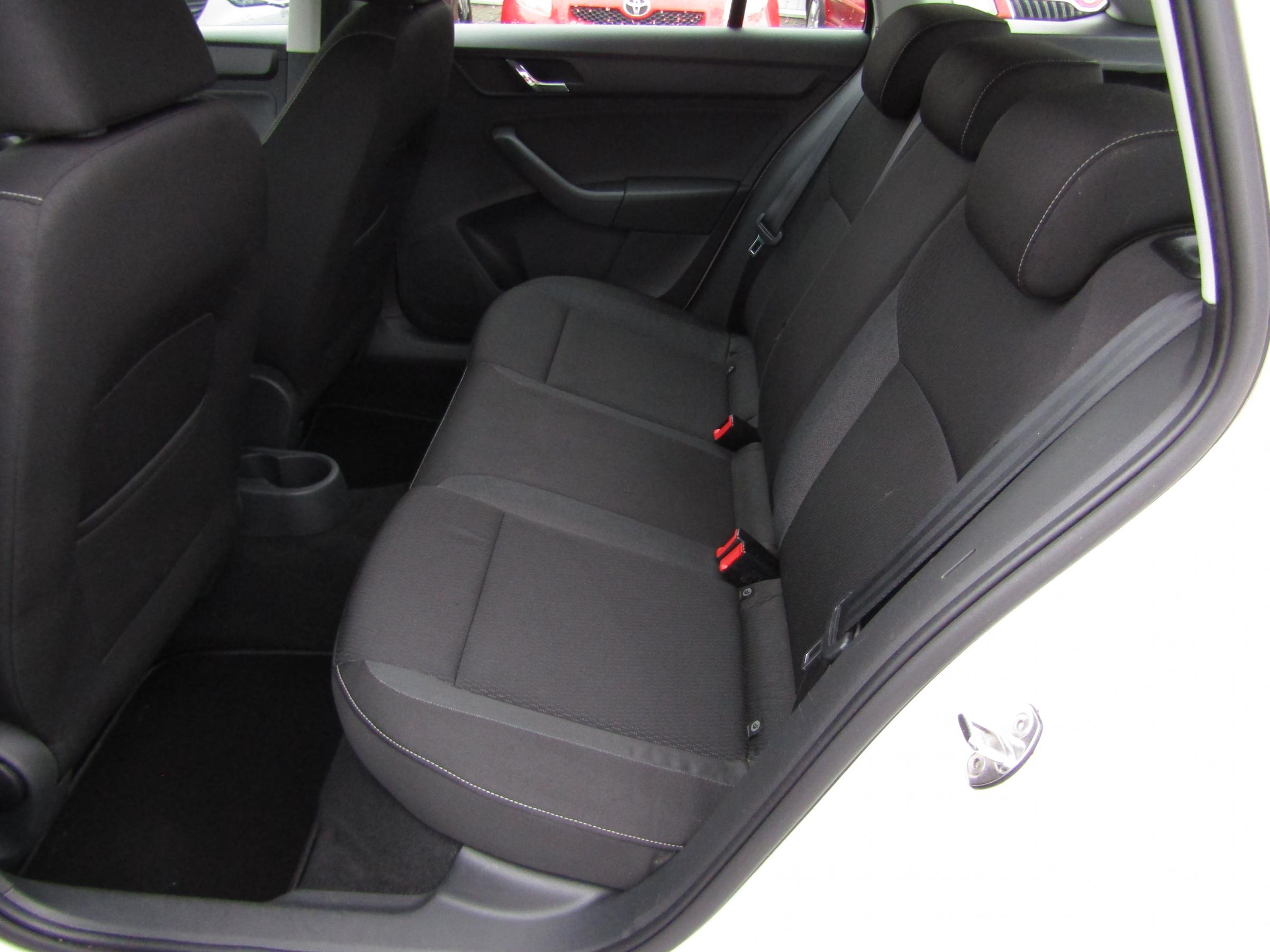 Škoda Rapid, 2014 - pohled č. 10