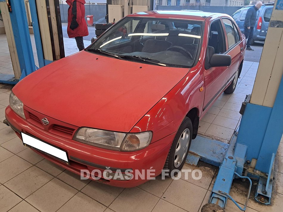 Nissan Almera 1.4 i 