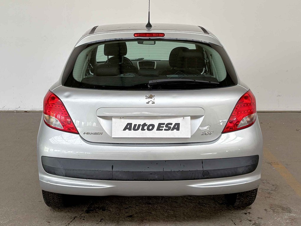 Peugeot 207 1.4i 
