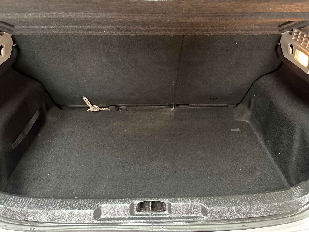 Peugeot 207 1.4i 