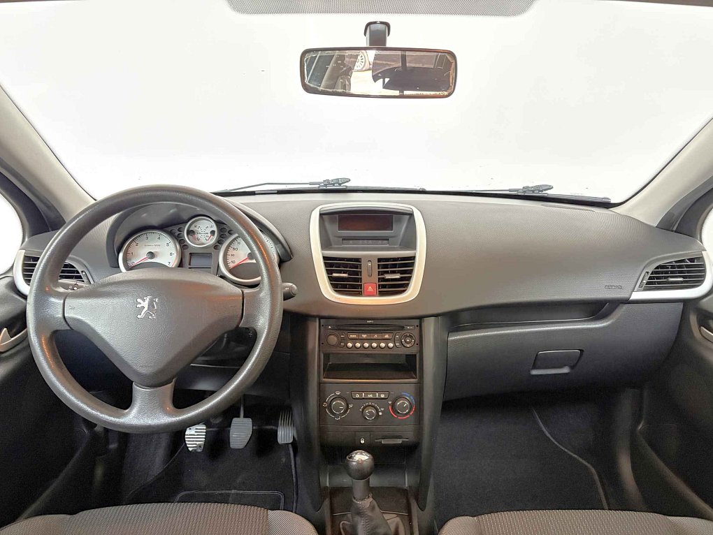 Peugeot 207 1.4i 