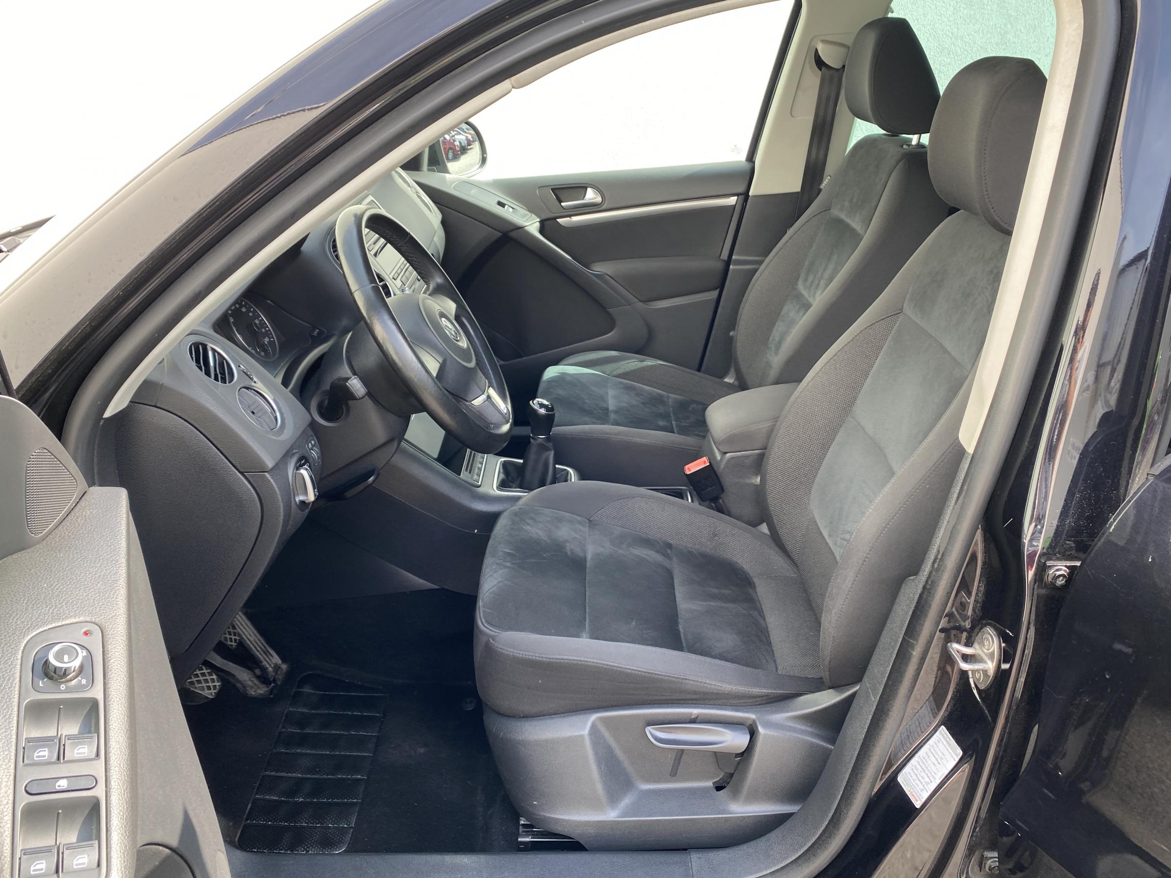 Volkswagen Tiguan, 2012 - pohled č. 11