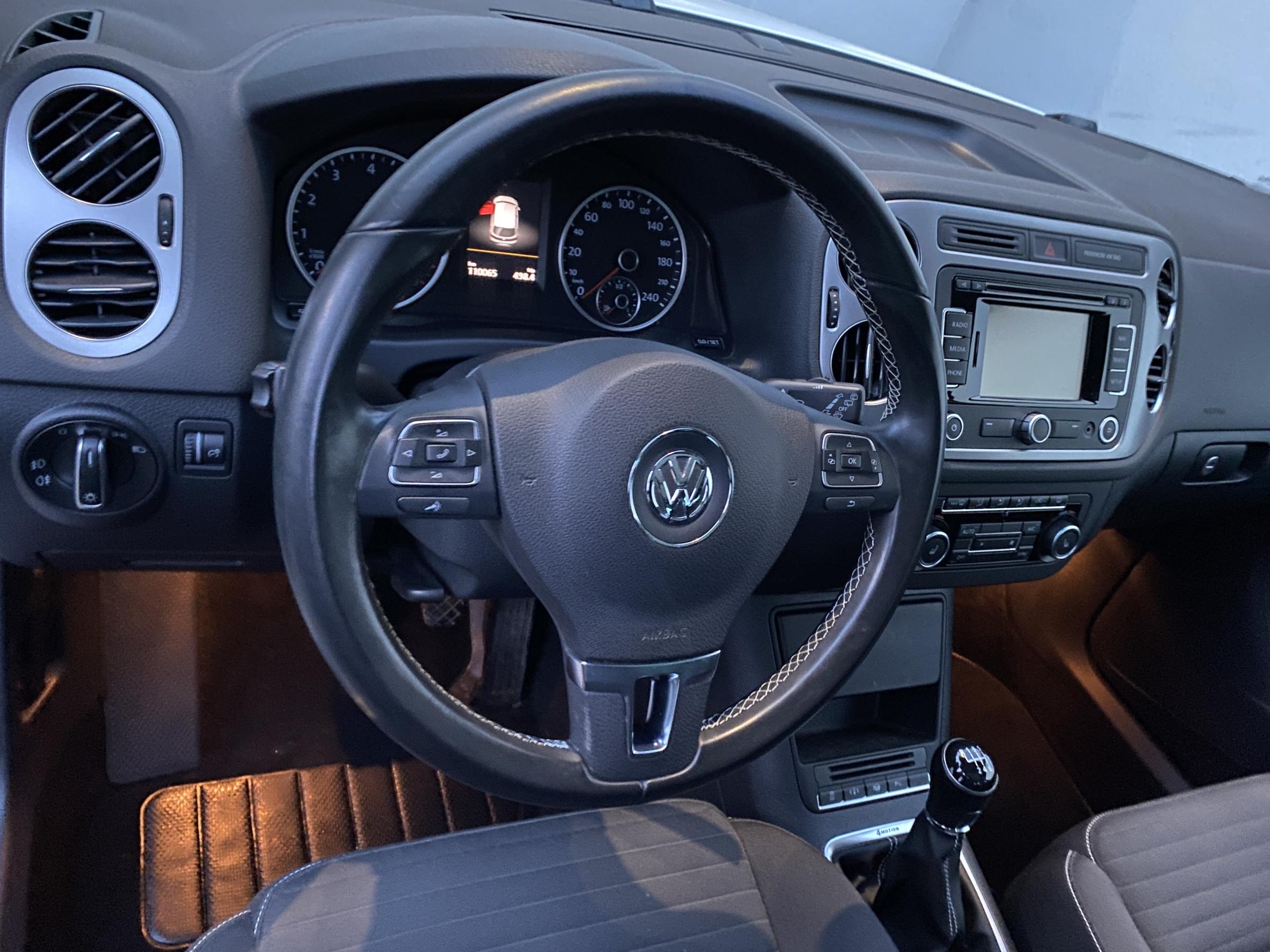 Volkswagen Tiguan, 2014 - pohled č. 12