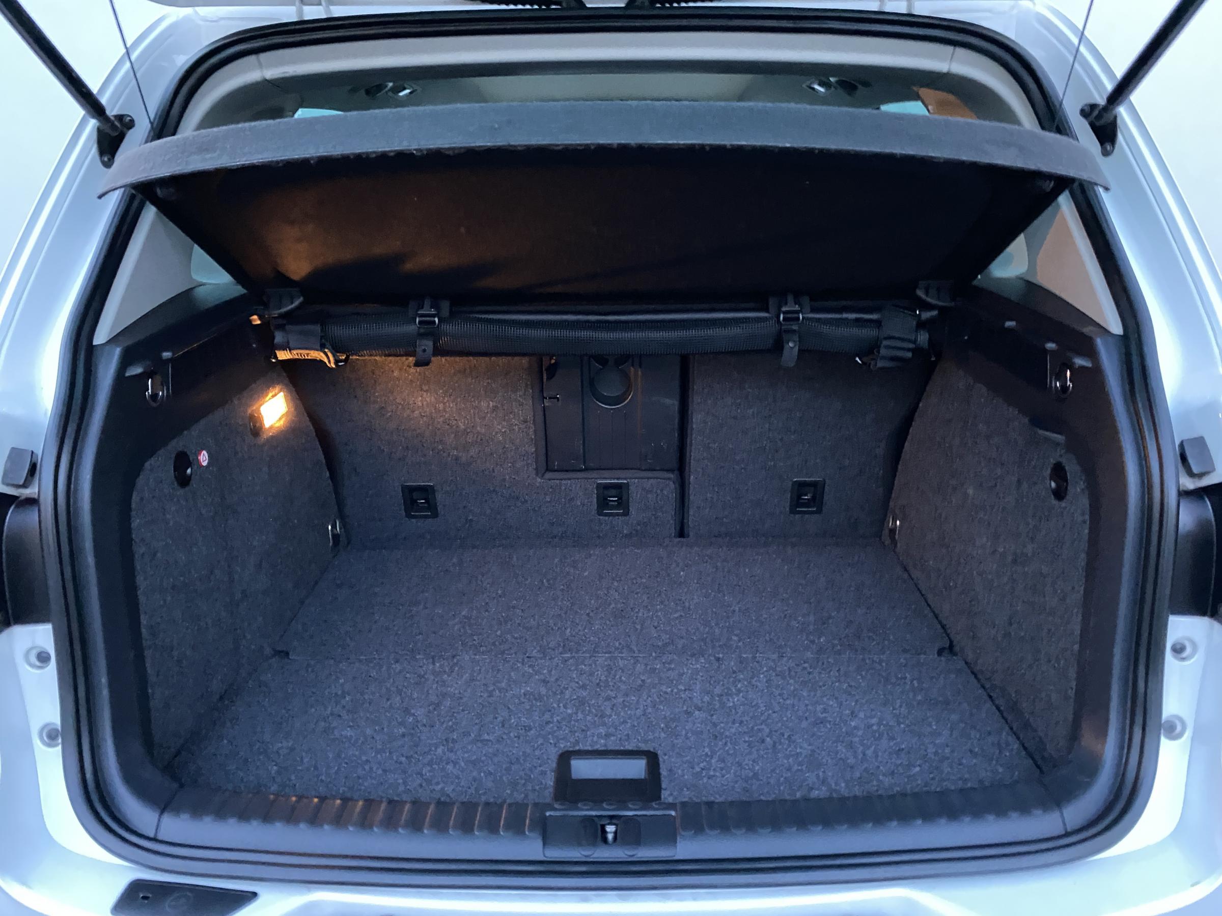 Volkswagen Tiguan, 2014 - pohled č. 7