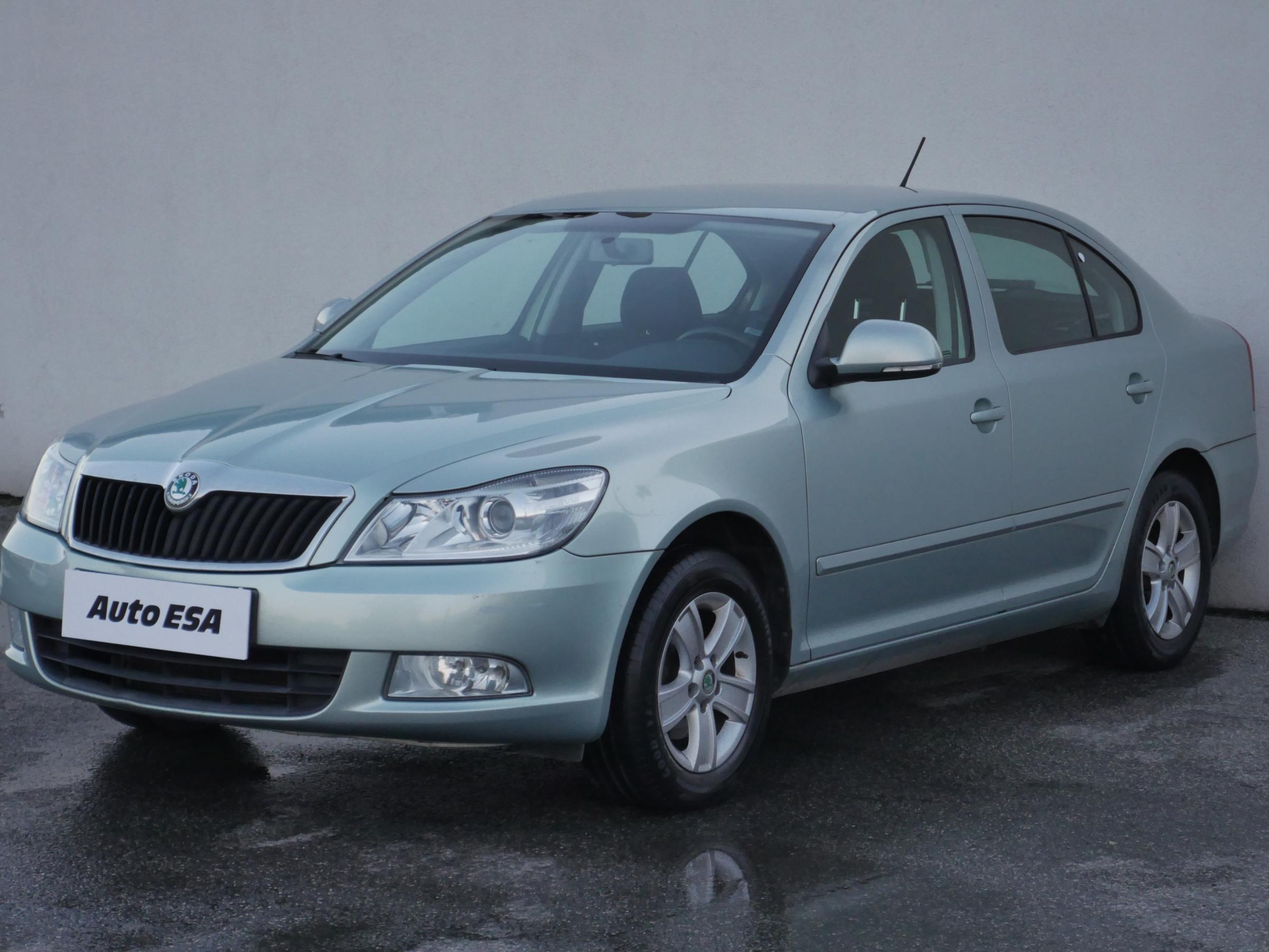 Škoda Octavia, 2012 - pohled č. 3