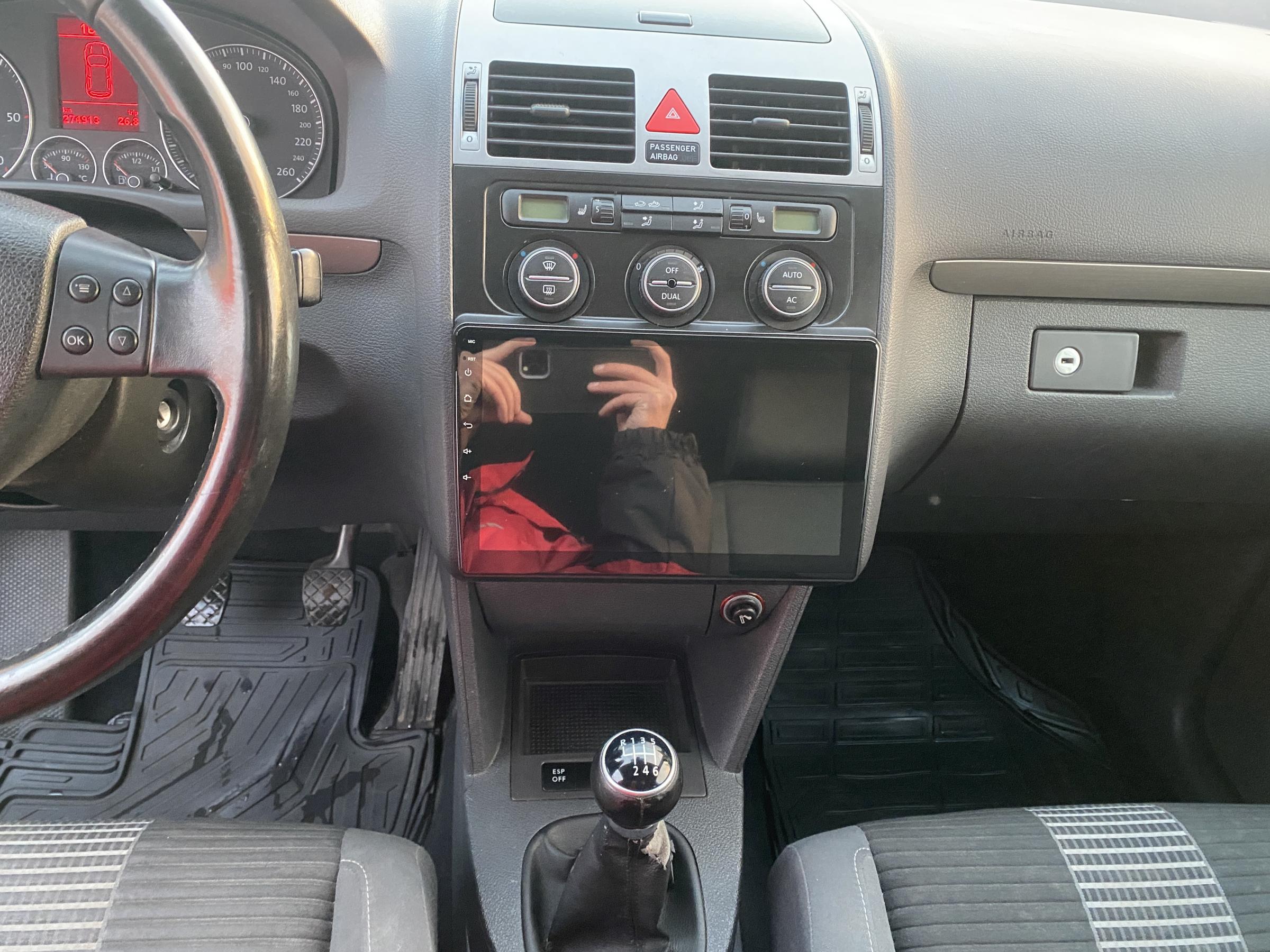 Volkswagen Touran, 2009 - pohled č. 12