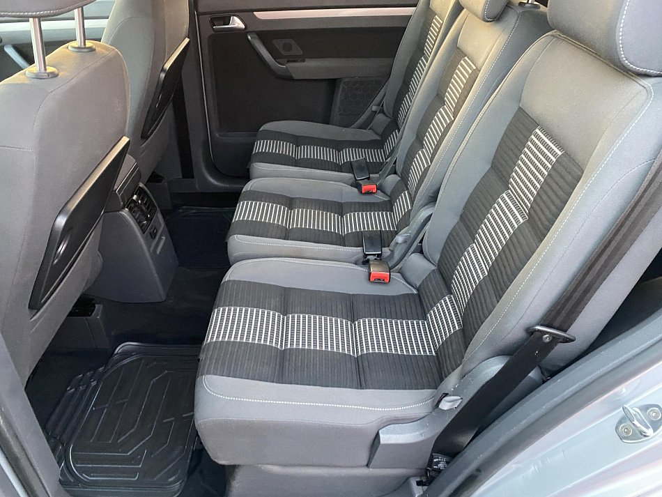 Volkswagen Touran 1.9TDi 