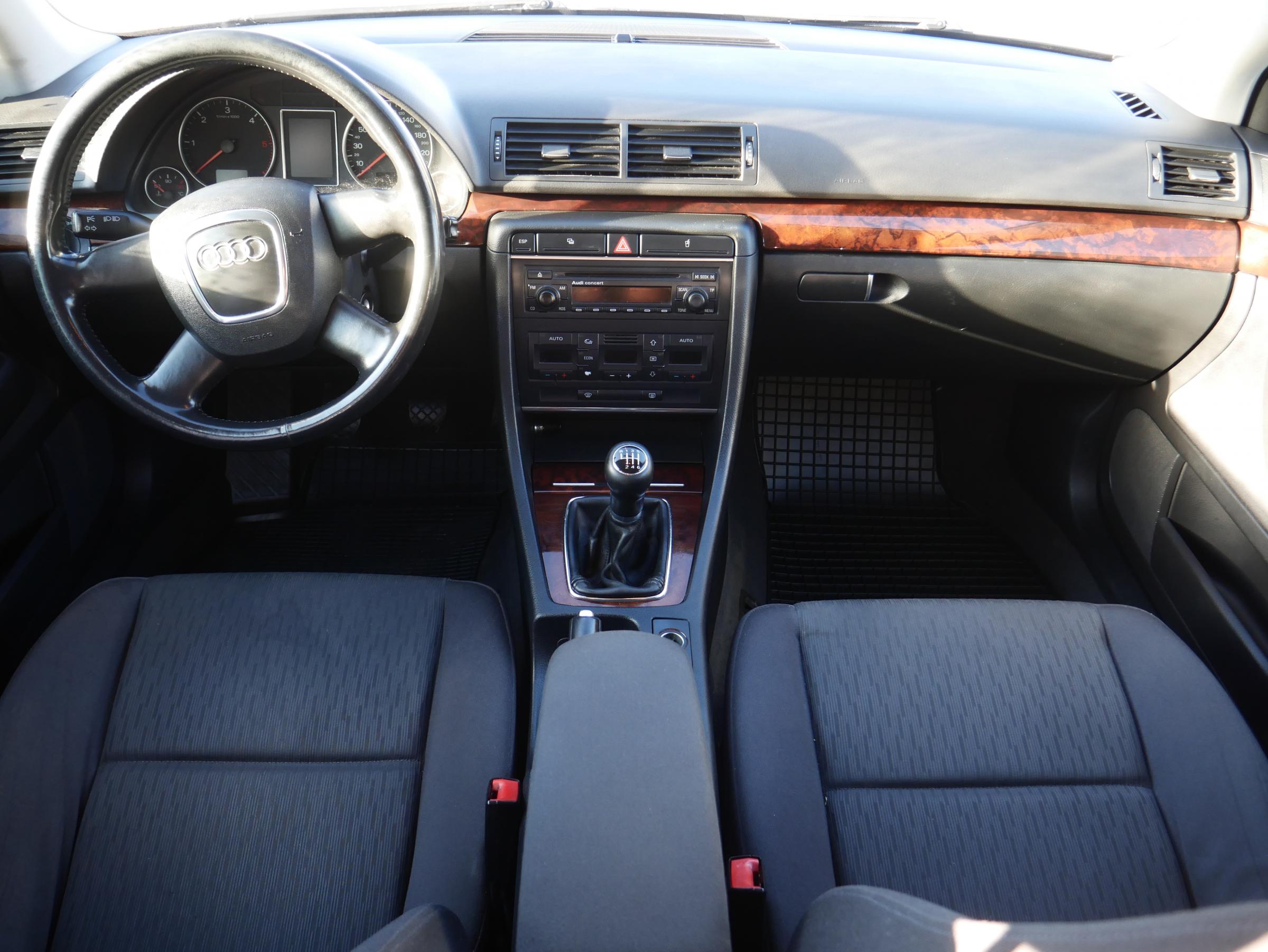 Audi A4, 2006 - pohled č. 10