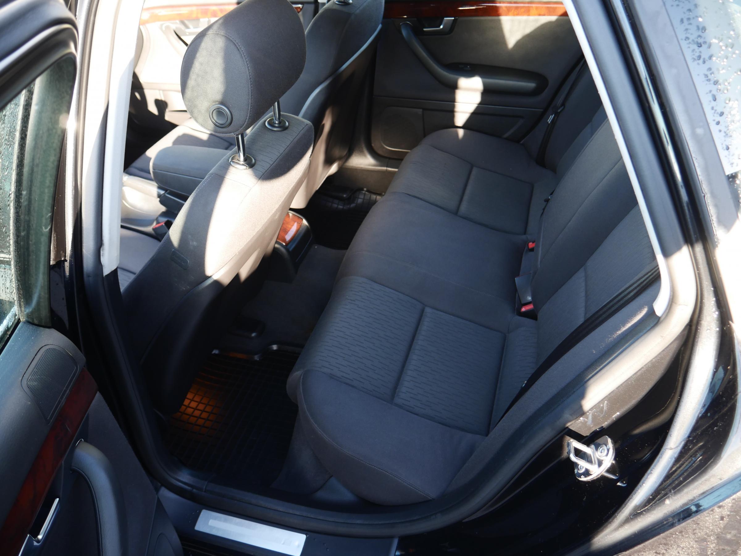 Audi A4, 2006 - pohled č. 9