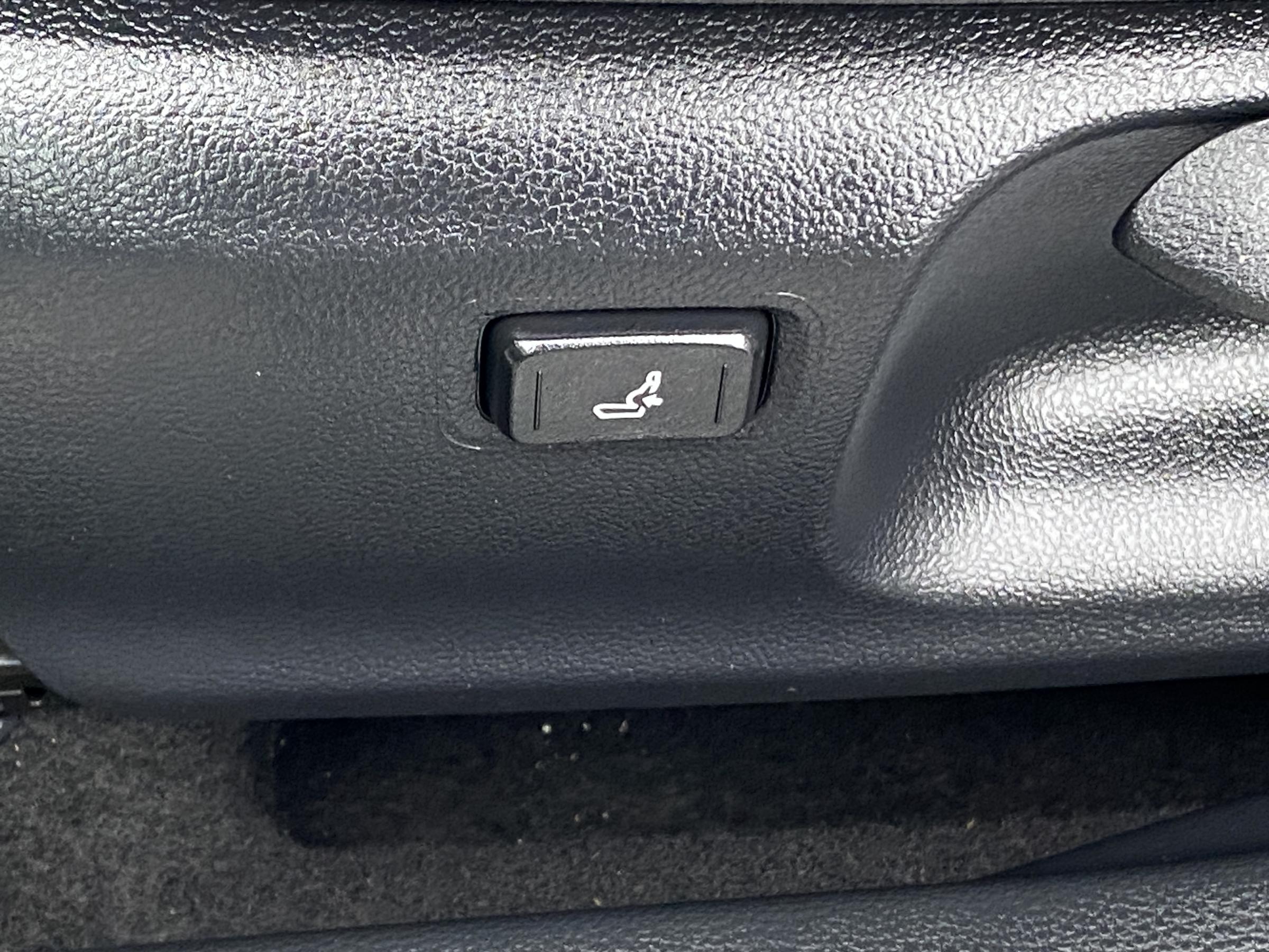 Toyota Corolla, 2022 - pohled č. 12