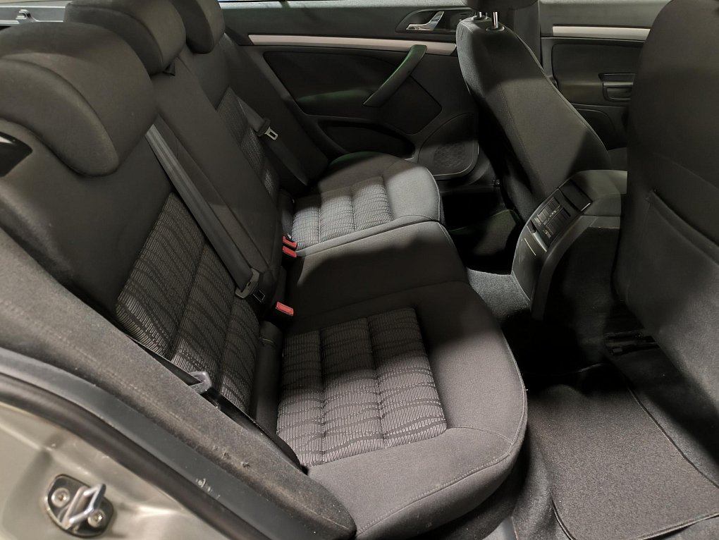 Škoda Octavia II 1.4 TSi Elegance