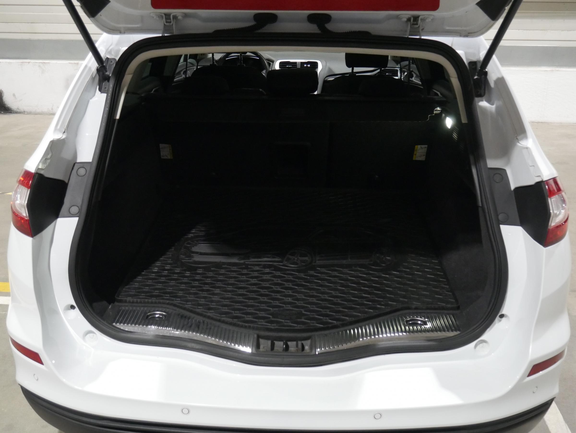 Ford Mondeo, 2015 - pohled č. 6