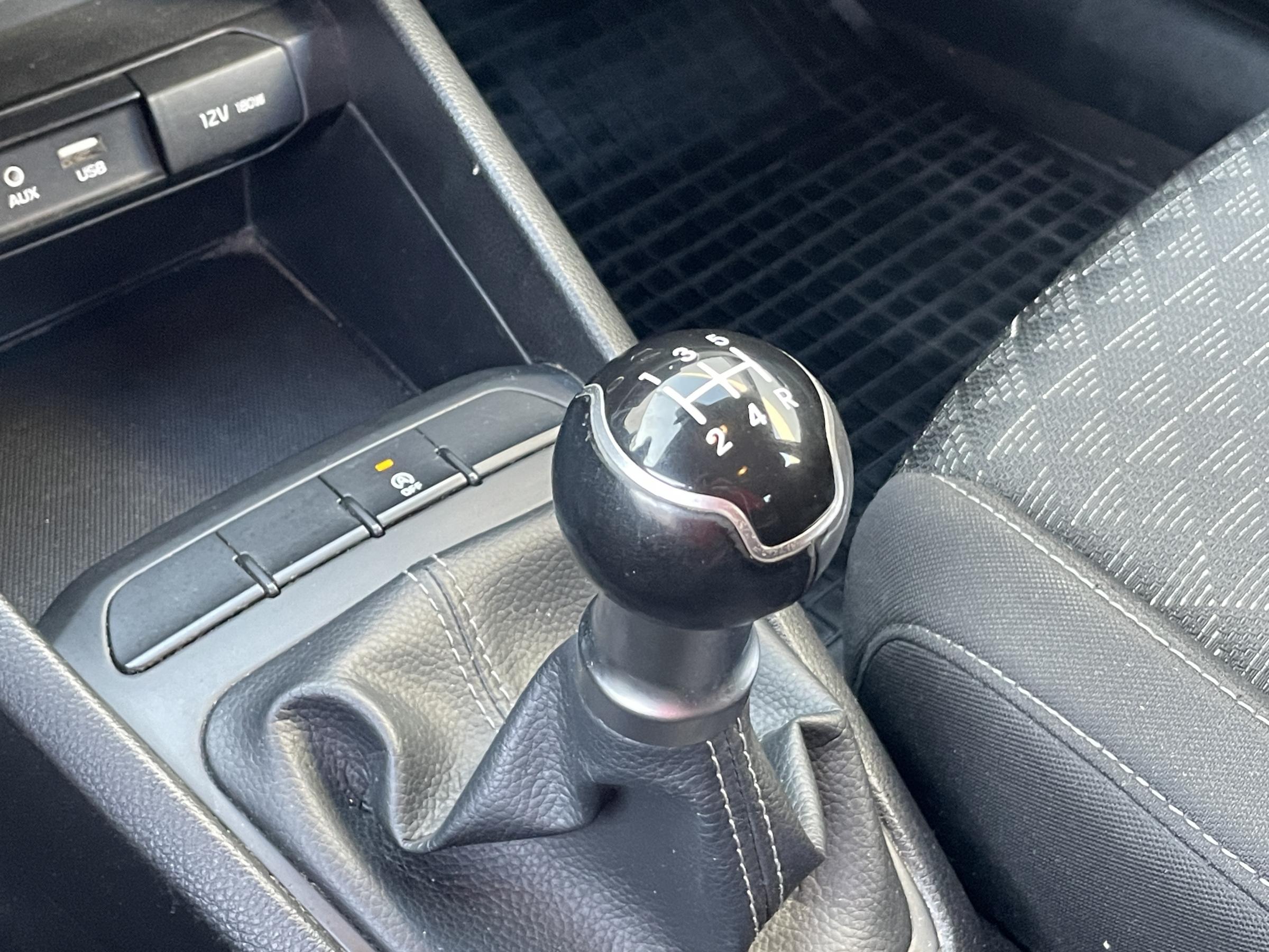 Kia Rio, 2017 - pohled č. 14