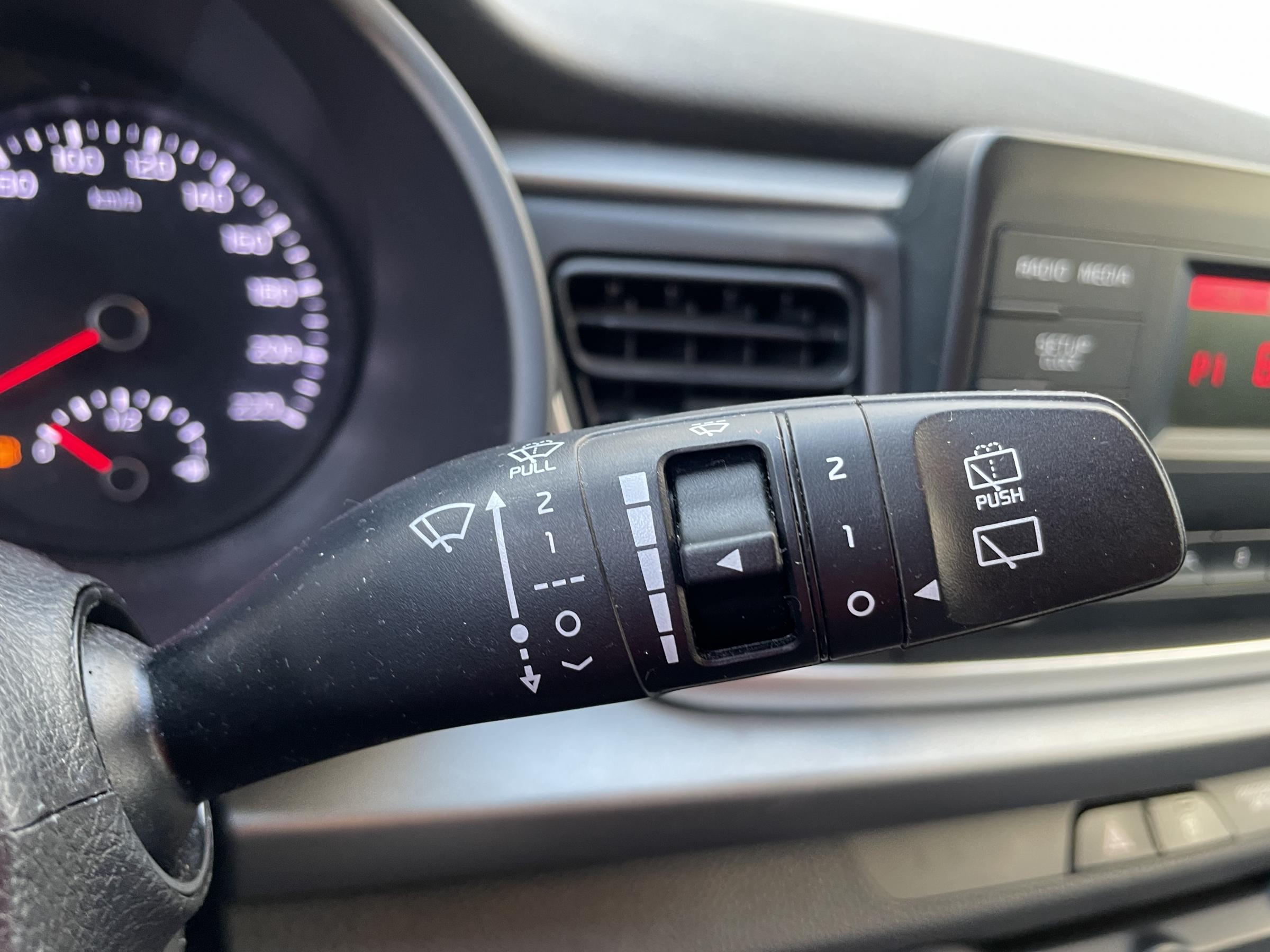 Kia Rio, 2017 - pohled č. 17