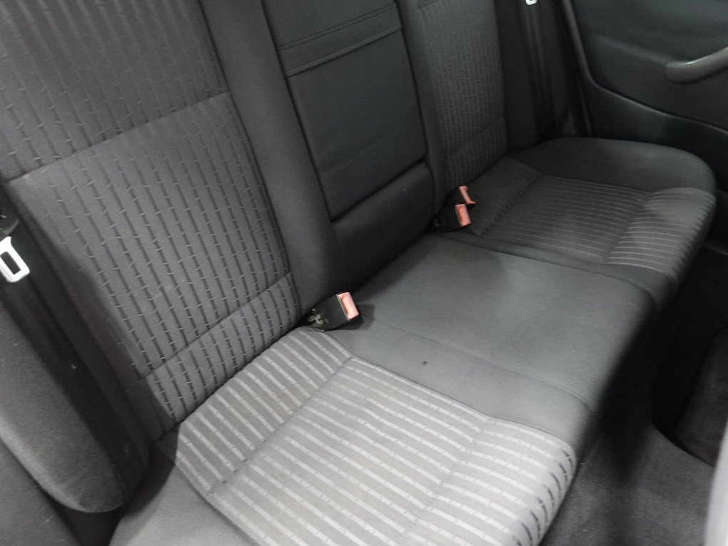 Škoda Octavia 1.6i Elegance