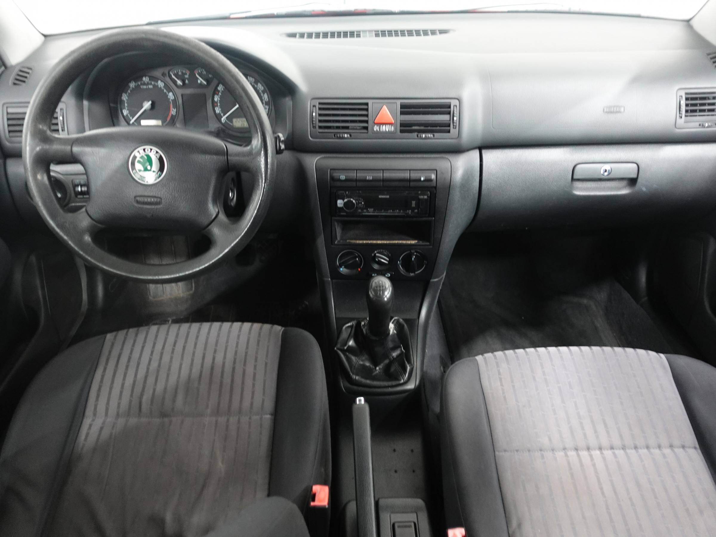 Škoda Octavia, 2002 - pohled č. 8