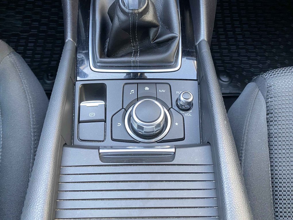 Mazda 3 2.0i 