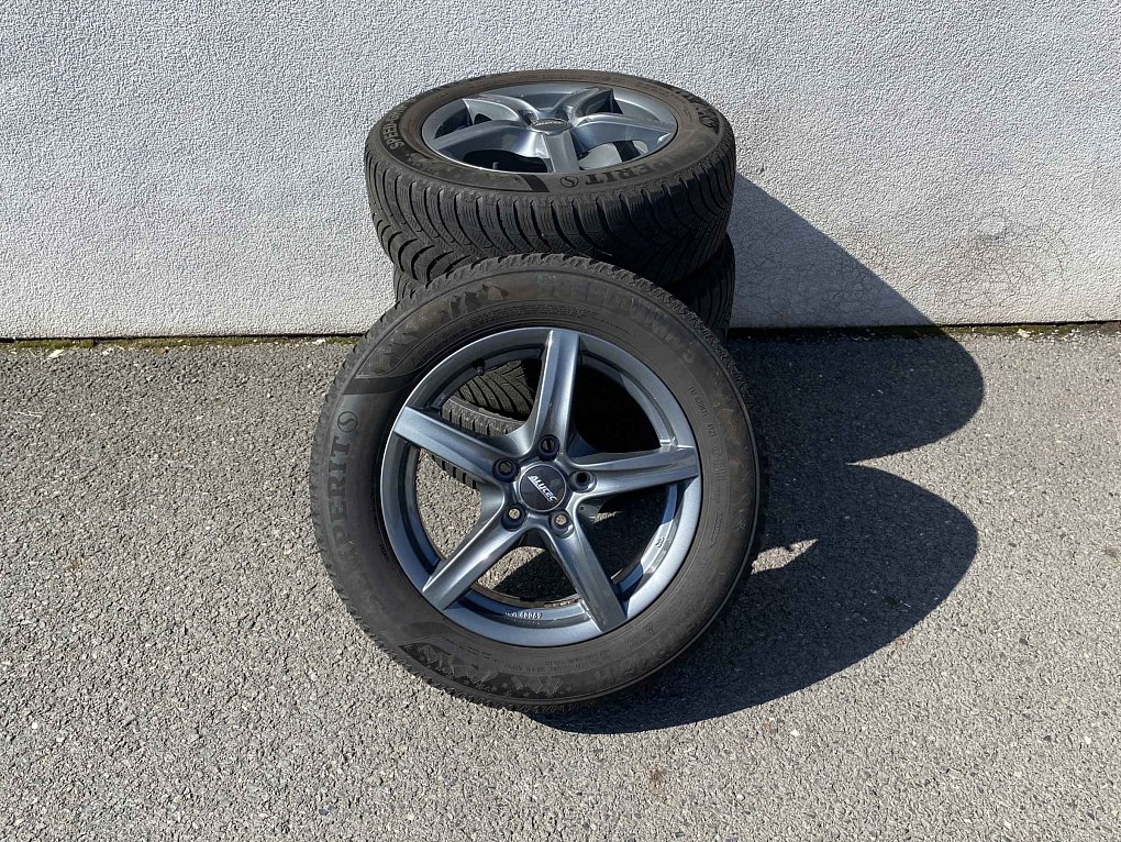 Mazda 3 2.0i 