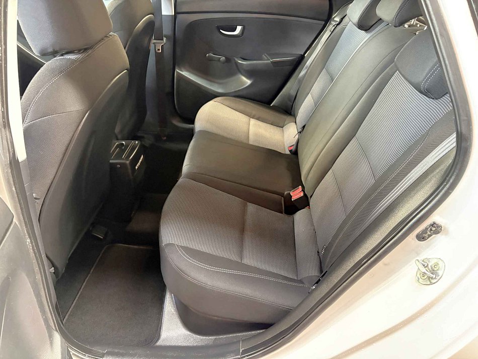 Hyundai I30 1.6 CRDi 
