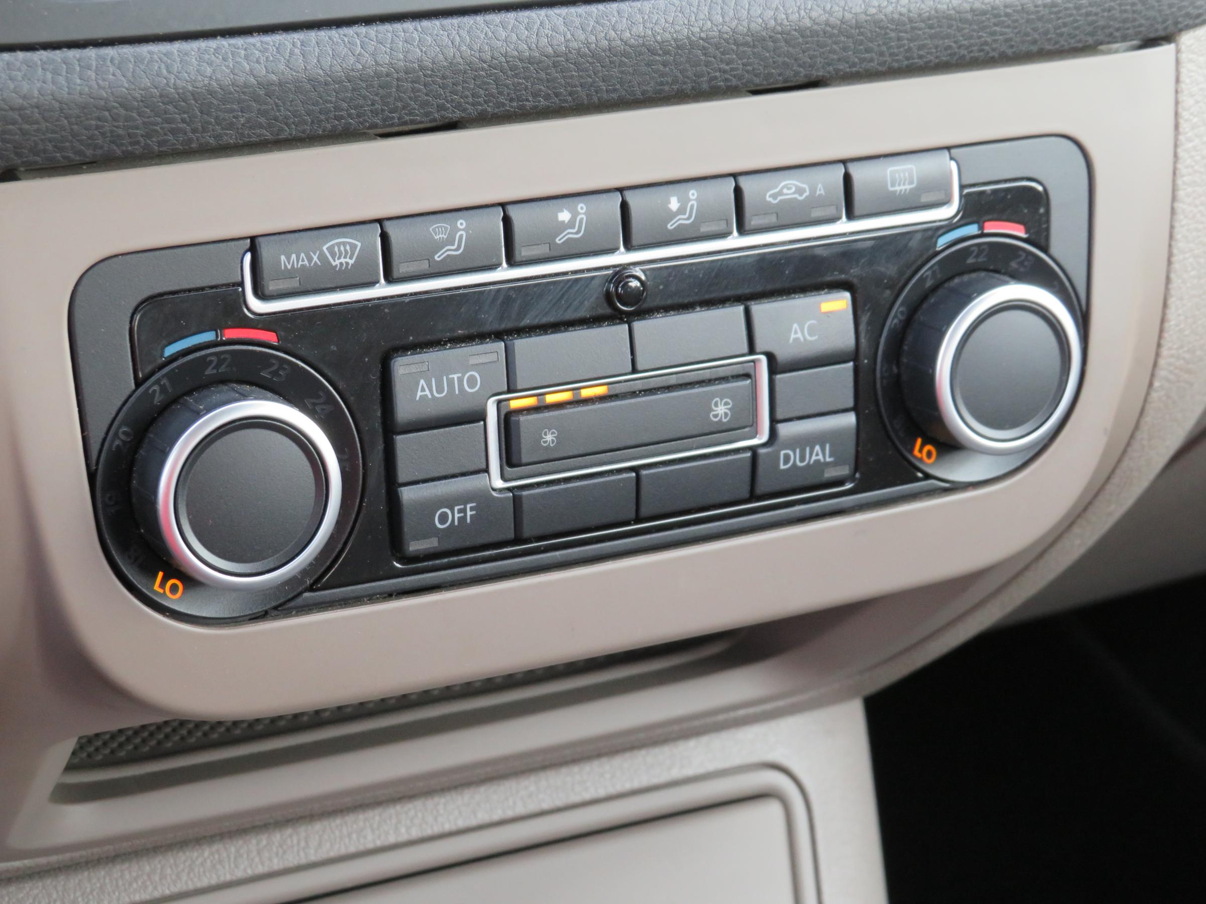 Volkswagen Golf Plus, 2011 - pohled č. 16