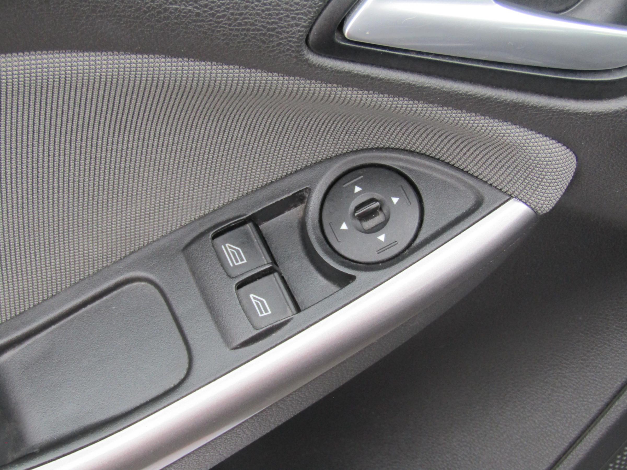 Ford Focus, 2014 - pohled č. 11