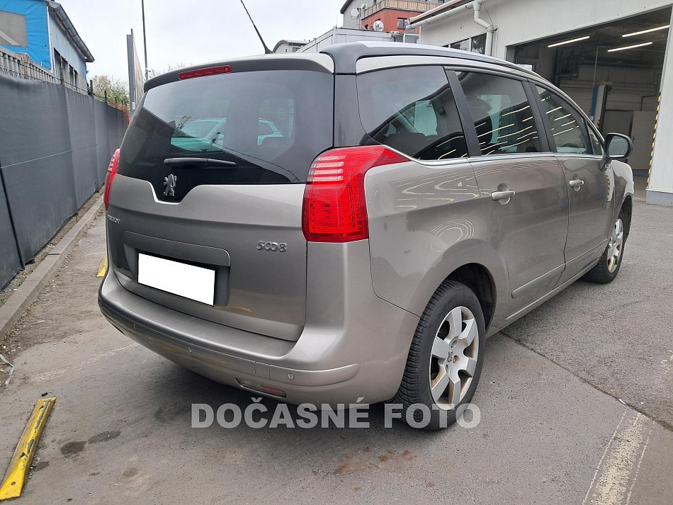 Peugeot 5008 1.6 HDi 