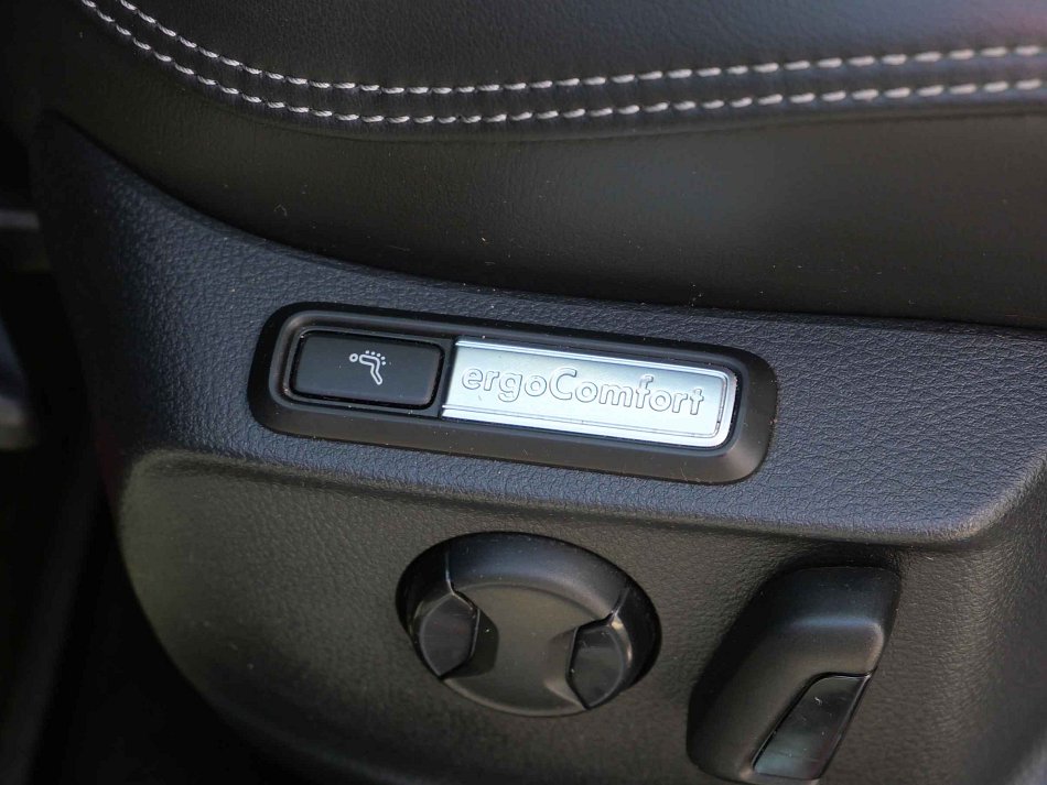 Volkswagen Passat 2.0 TDi R-Line