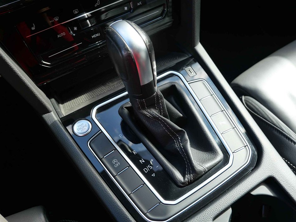 Volkswagen Passat 2.0 TDi R-Line