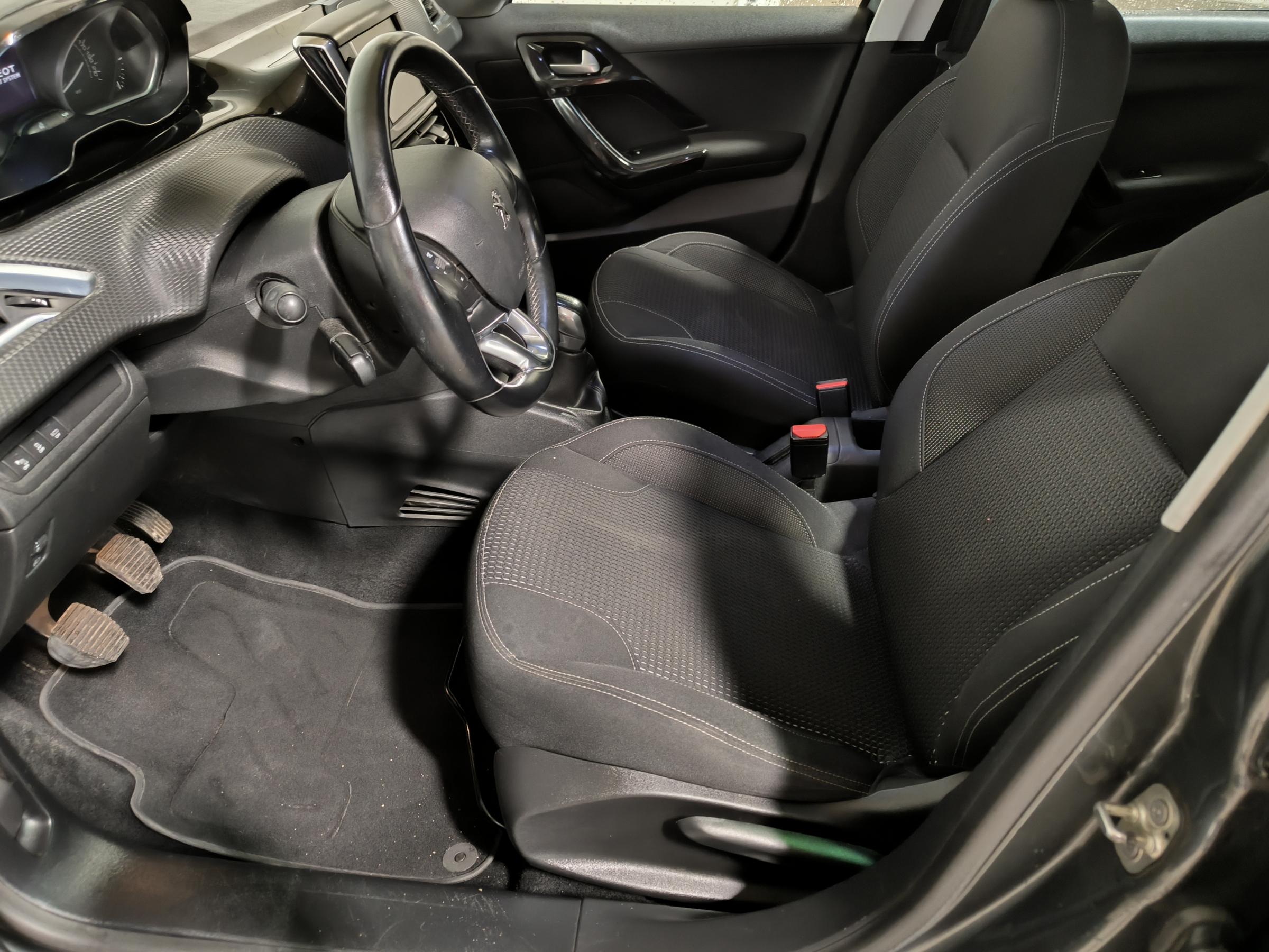 Peugeot 208, 2017 - pohled č. 9