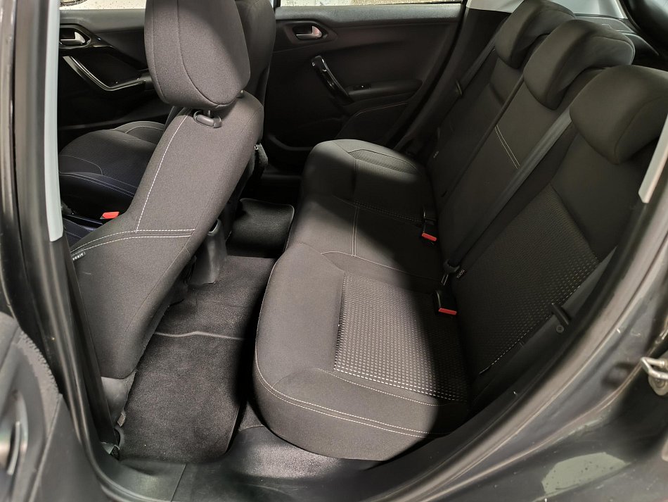 Peugeot 208 1.2PT Allure